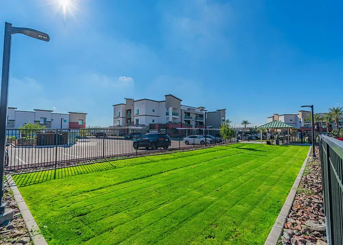 Apartament Walk To Stadium With Modern Poolgymparkingwd