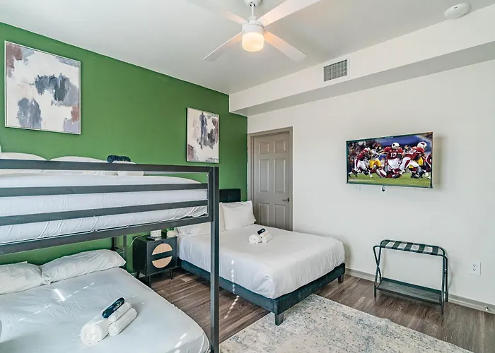 Walk To Stadium With Modern Poolgymparkingwd Glendale